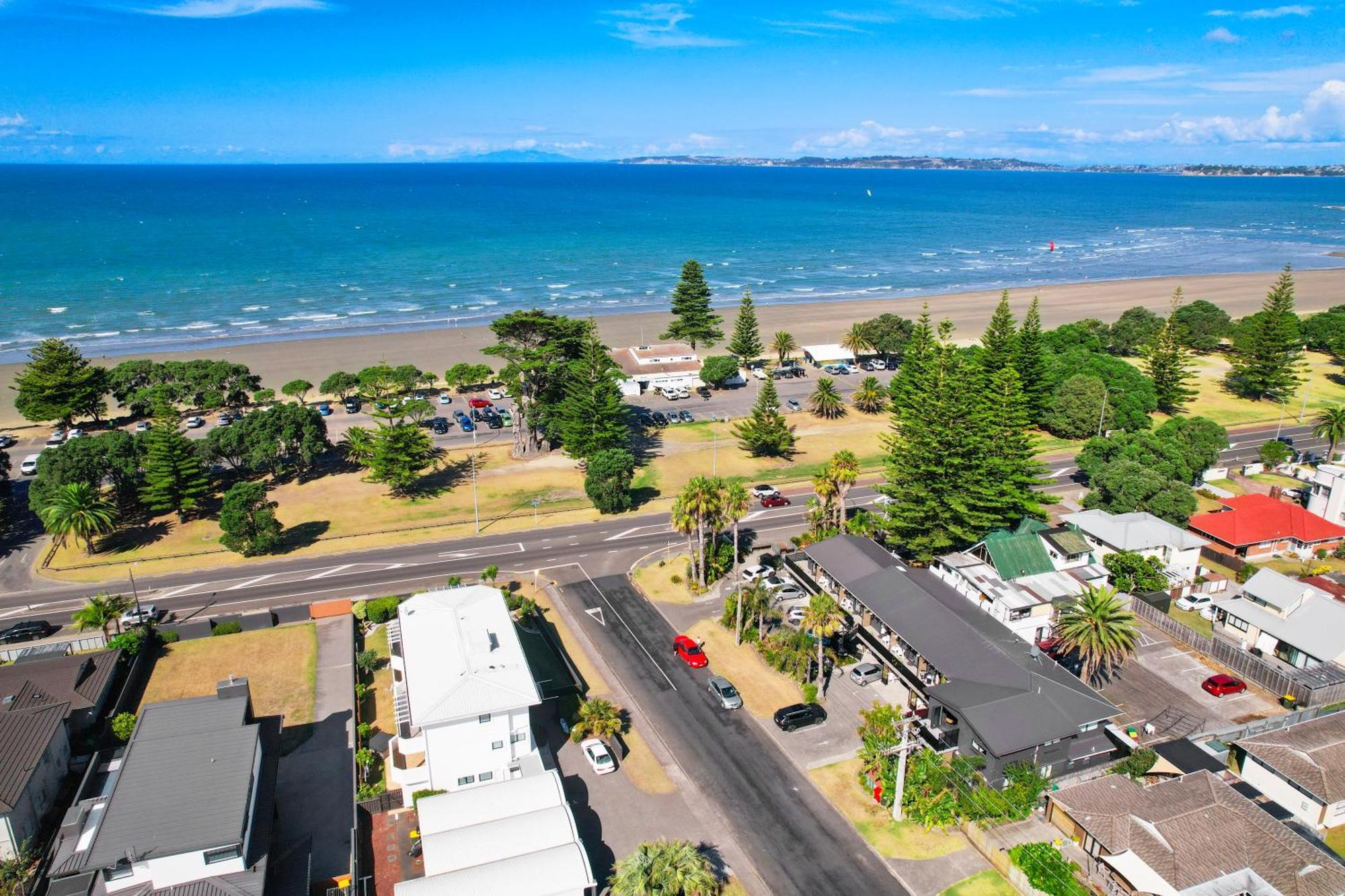 Orewa Beachcomber Exterior foto